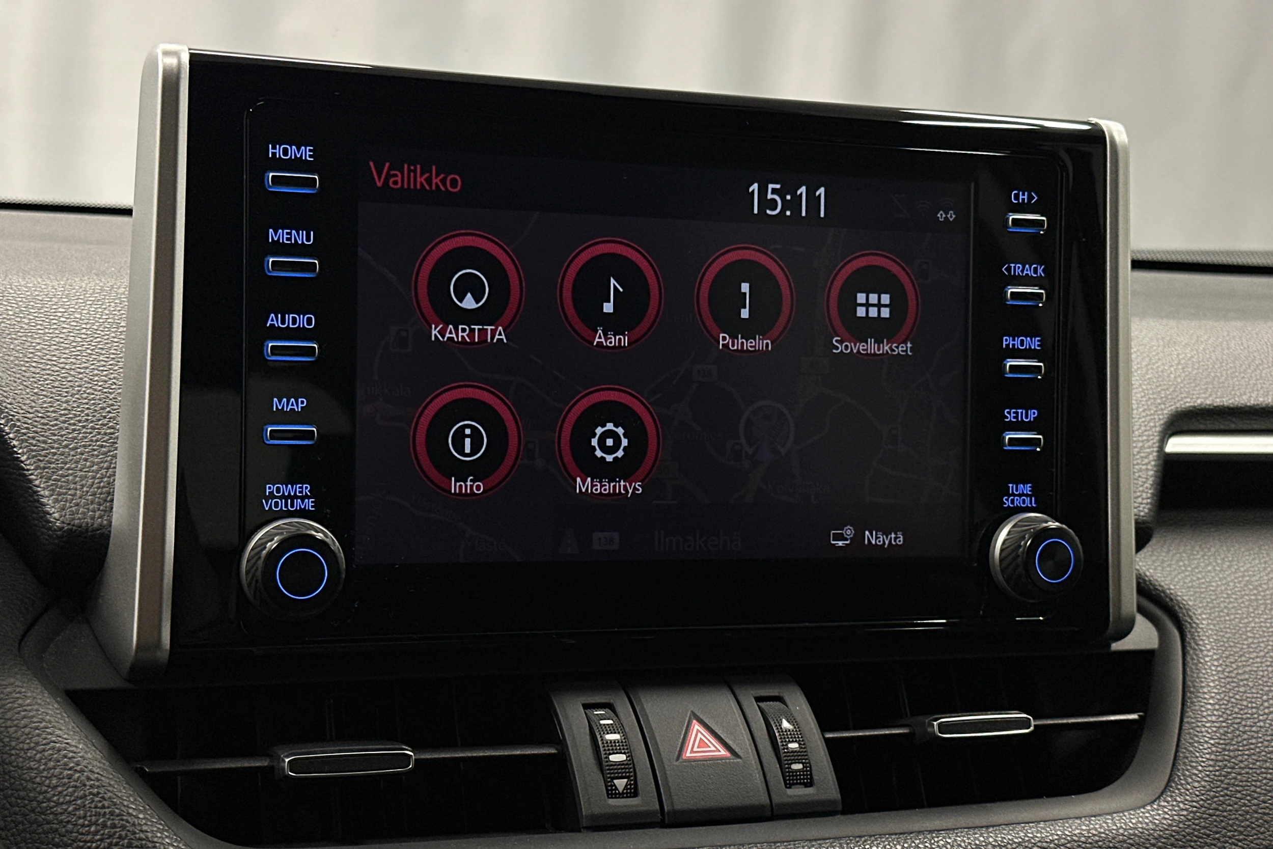punainen Toyota RAV4 2020 kuva 17.