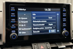 musta Toyota RAV4 2020 kuva 23.