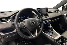 valkoinen Toyota RAV4 2020 kuva 6.