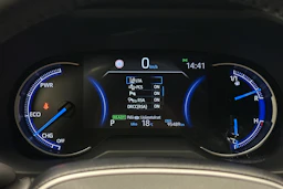 valkoinen Toyota RAV4 2020 kuva 13.