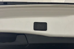 valkoinen Toyota RAV4 2020 kuva 29.