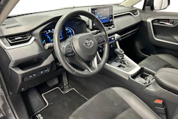 harmaa Toyota RAV4 2020 kuva 6.