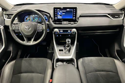 harmaa Toyota RAV4 2020 kuva 7.