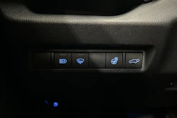harmaa Toyota RAV4 2020 kuva 16.