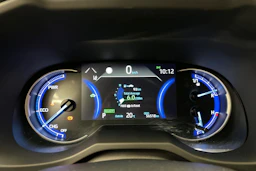 harmaa Toyota RAV4 2020 kuva 17.