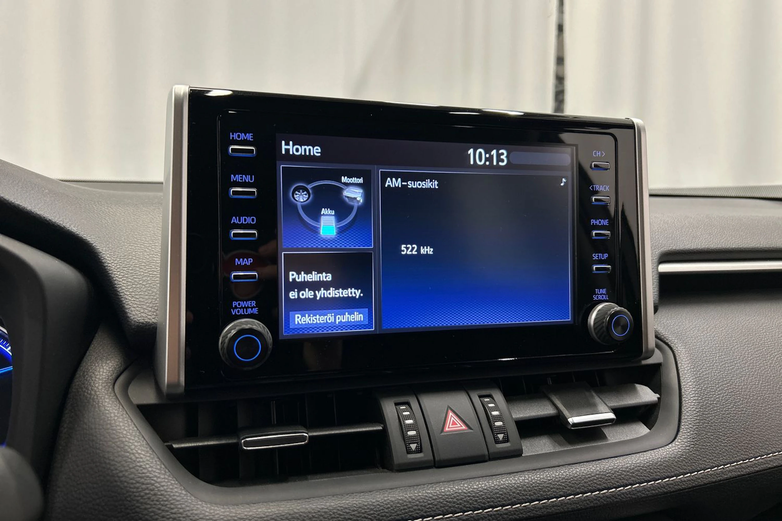 harmaa Toyota RAV4 2020 kuva 21.