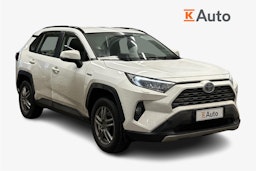 valkoinen Toyota RAV4 2020 kuva 1.