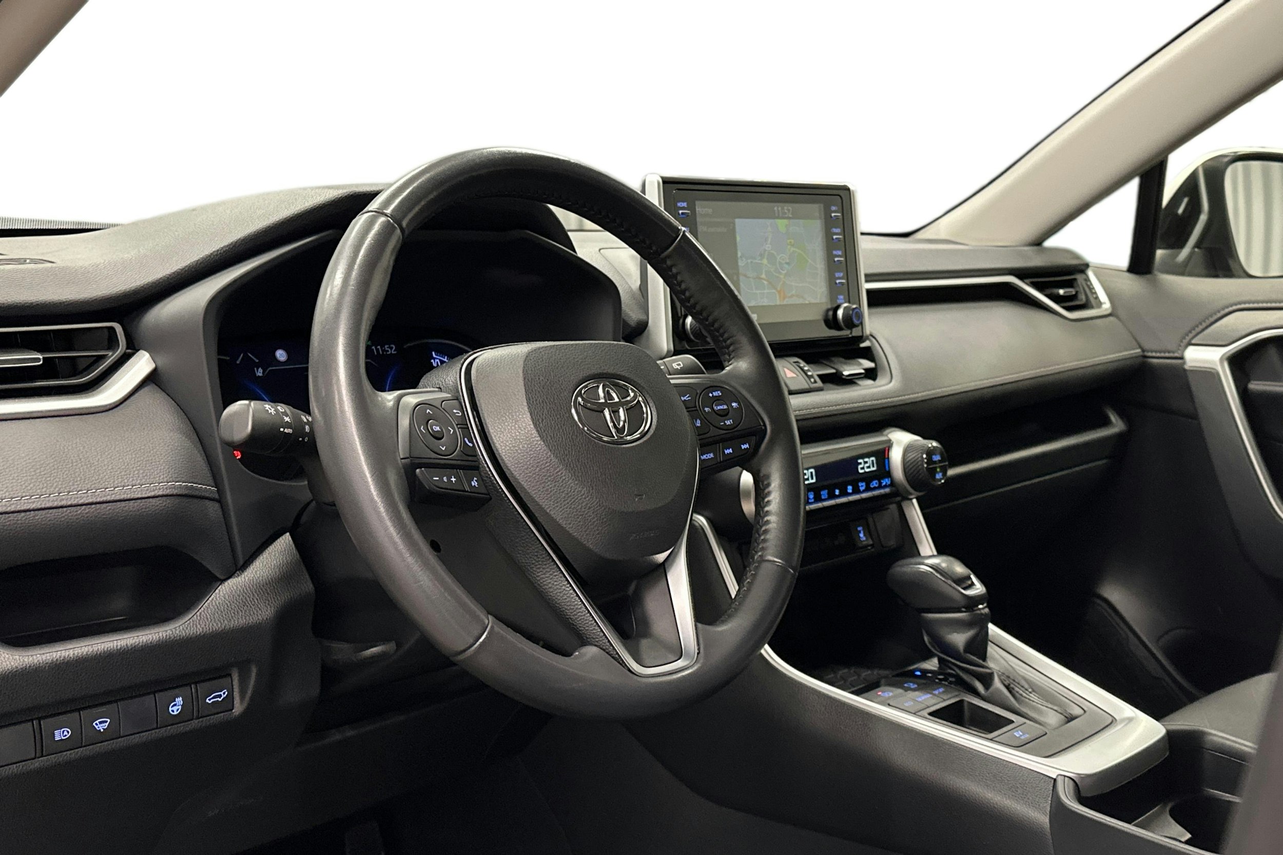 valkoinen Toyota RAV4 2020 kuva 7.