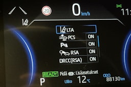 valkoinen Toyota RAV4 2020 kuva 22.