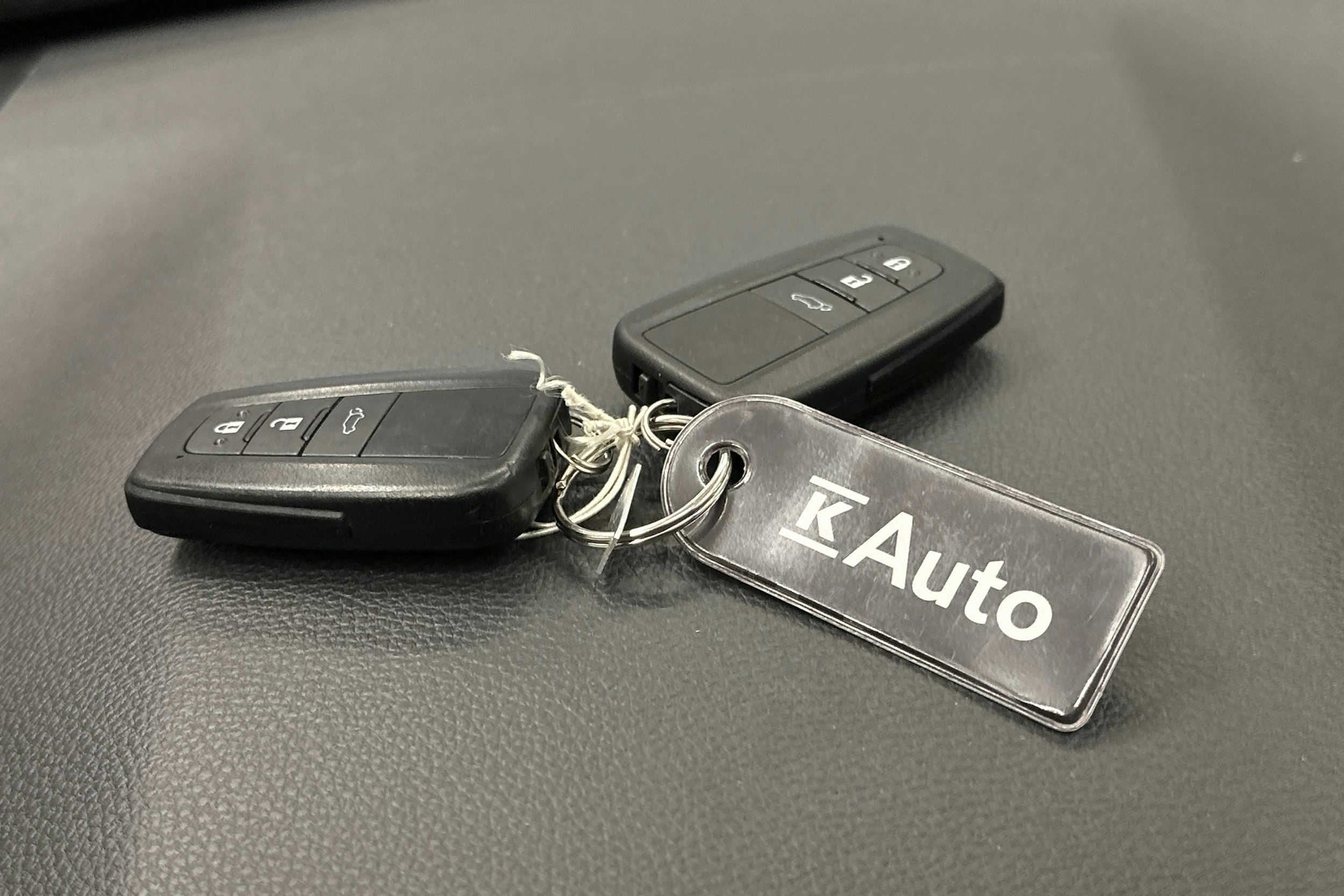 valkoinen Toyota RAV4 2020 kuva 25.