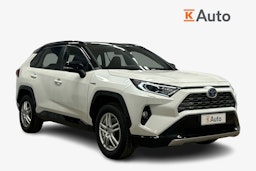 valkoinen Toyota RAV4 2020 kuva 1.