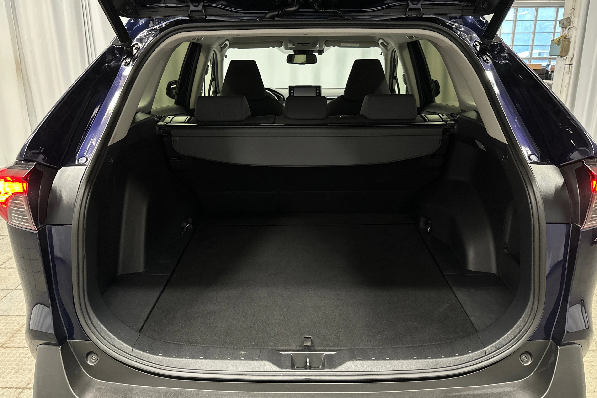 met. sininen Toyota RAV4 2020 kuva 15.