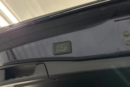 met. sininen Toyota RAV4 2020 kuva 16.