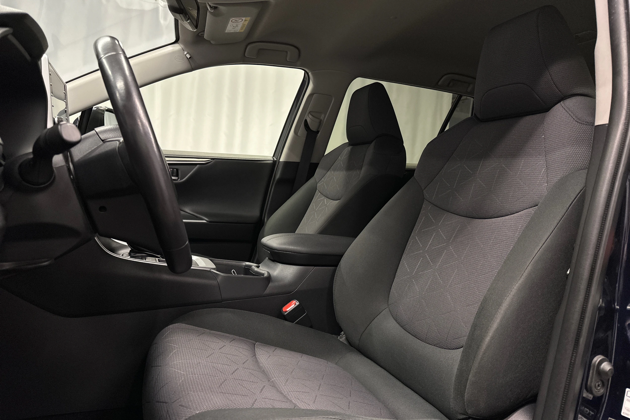 met. sininen Toyota RAV4 2020 kuva 18.