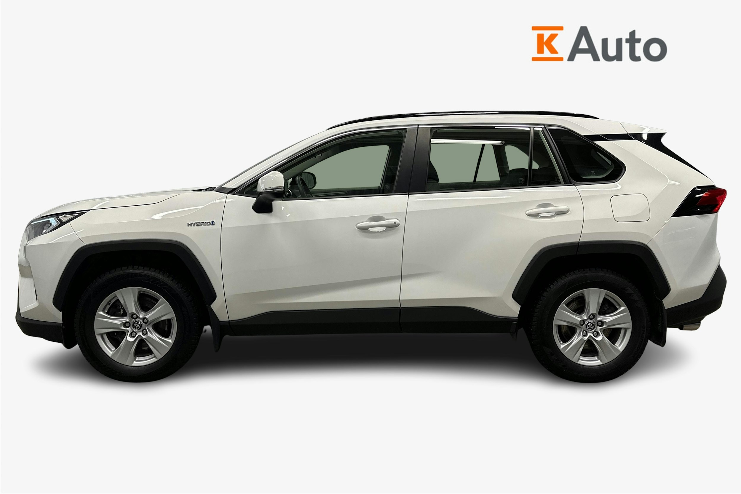 valkoinen Toyota RAV4 2020 kuva 6.