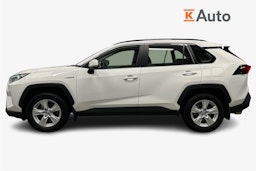 valkoinen Toyota RAV4 2020 kuva 6.