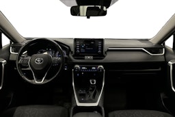 valkoinen Toyota RAV4 2020 kuva 9.