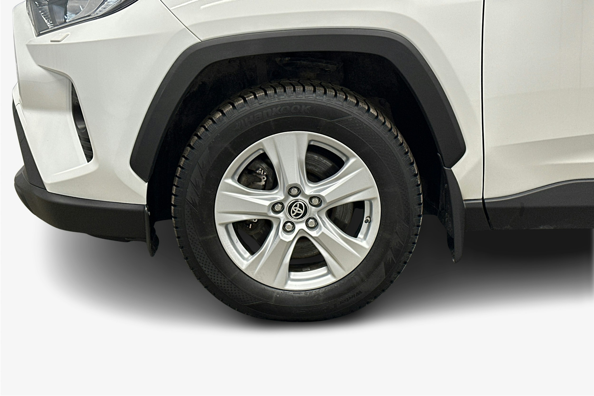 valkoinen Toyota RAV4 2020 kuva 11.