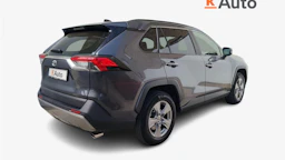 harmaa Toyota RAV4 2020 kuva 2.