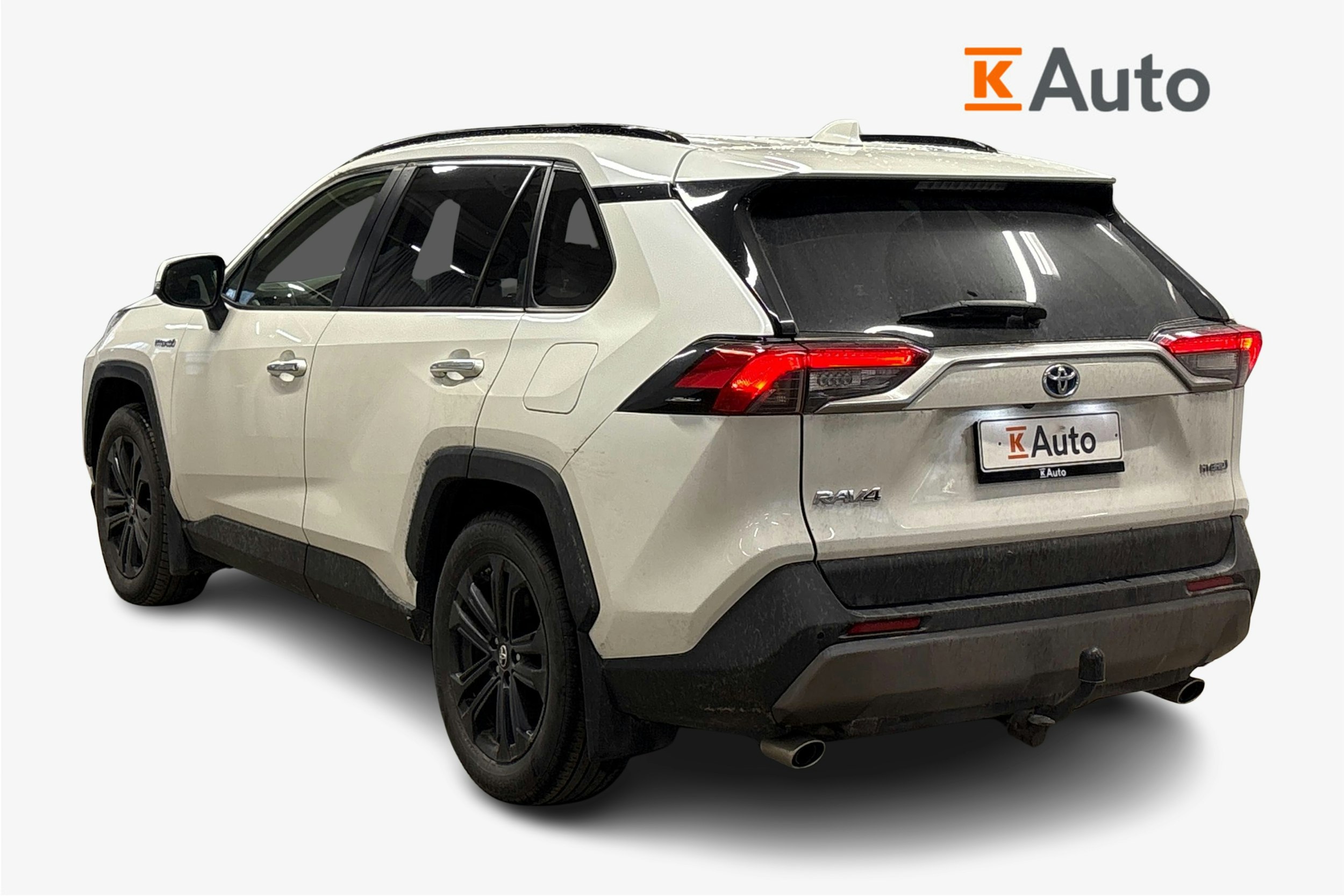 valkoinen Toyota RAV4 2020 kuva 2.