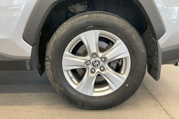 Hopea Toyota RAV4 2020 kuva 13.