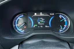 valkoinen Toyota RAV4 2020 kuva 4.