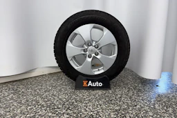 Sininen Toyota RAV4 2020 kuva 10.