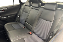 sininen Toyota RAV4 2020 kuva 8.