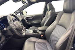 sininen Toyota RAV4 2020 kuva 9.