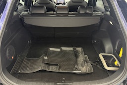 sininen Toyota RAV4 2020 kuva 32.