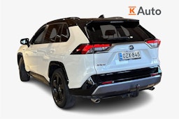 valkoinen Toyota RAV4 2020 kuva 2.