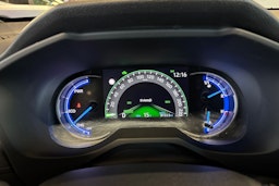 valkoinen Toyota RAV4 2020 kuva 20.