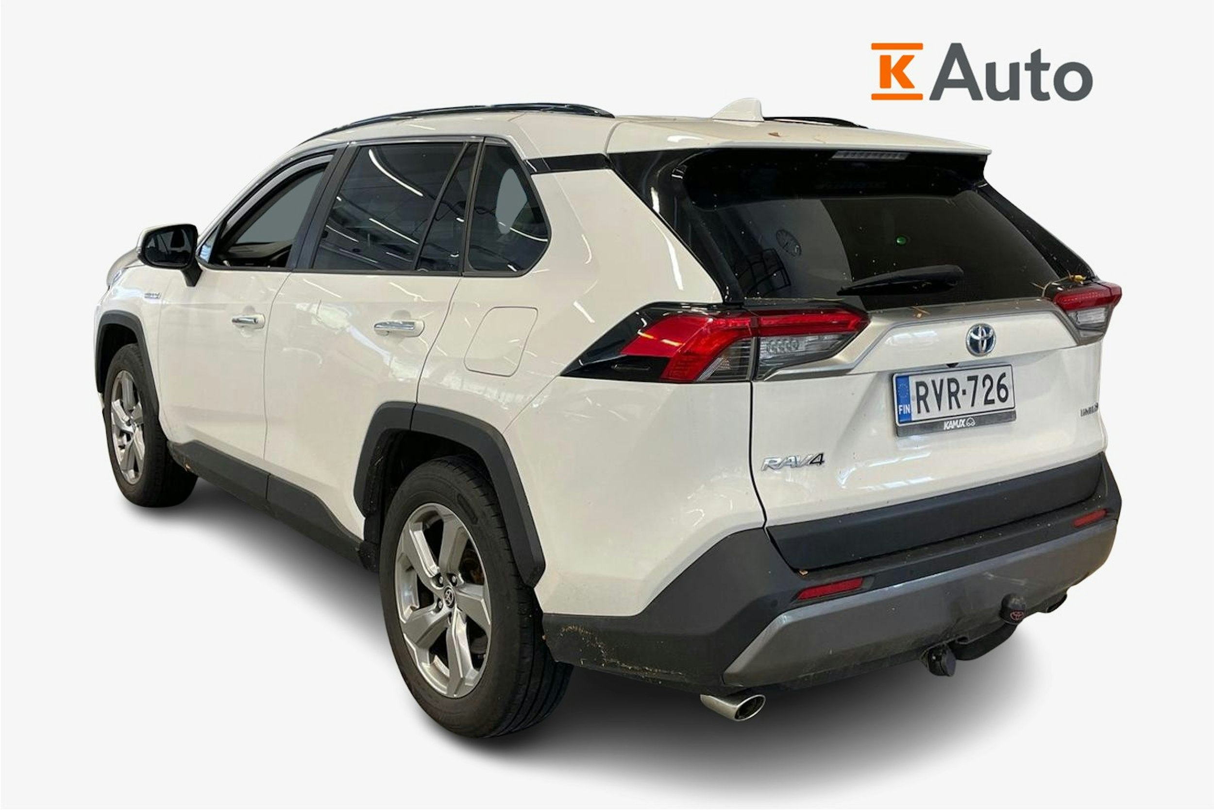 valkoinen Toyota RAV4 2020 kuva 2.