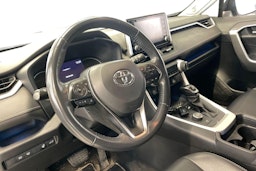 valkoinen Toyota RAV4 2020 kuva 3.