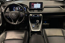 Harmaa Toyota RAV4 2020 kuva 7.