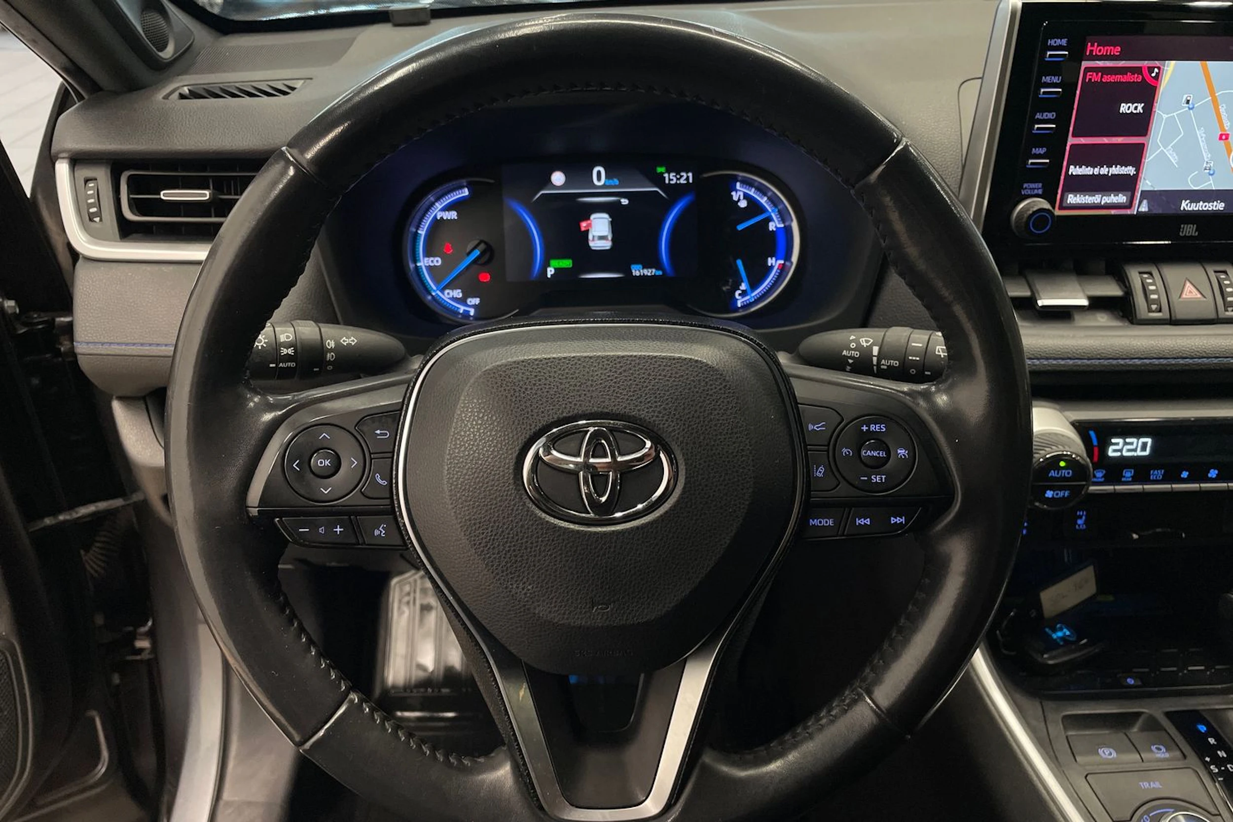 Harmaa Toyota RAV4 2020 kuva 13.
