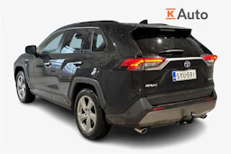 musta Toyota RAV4 2020 kuva 2.
