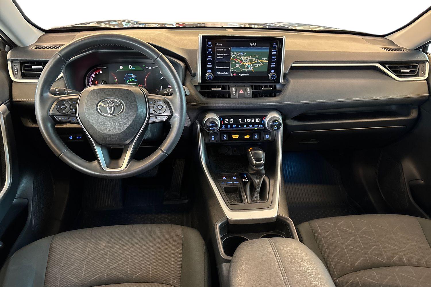 Toyota RAV4 2020, kuva 7/23