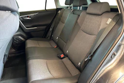 Harmaa Toyota RAV4 2020 kuva 8.
