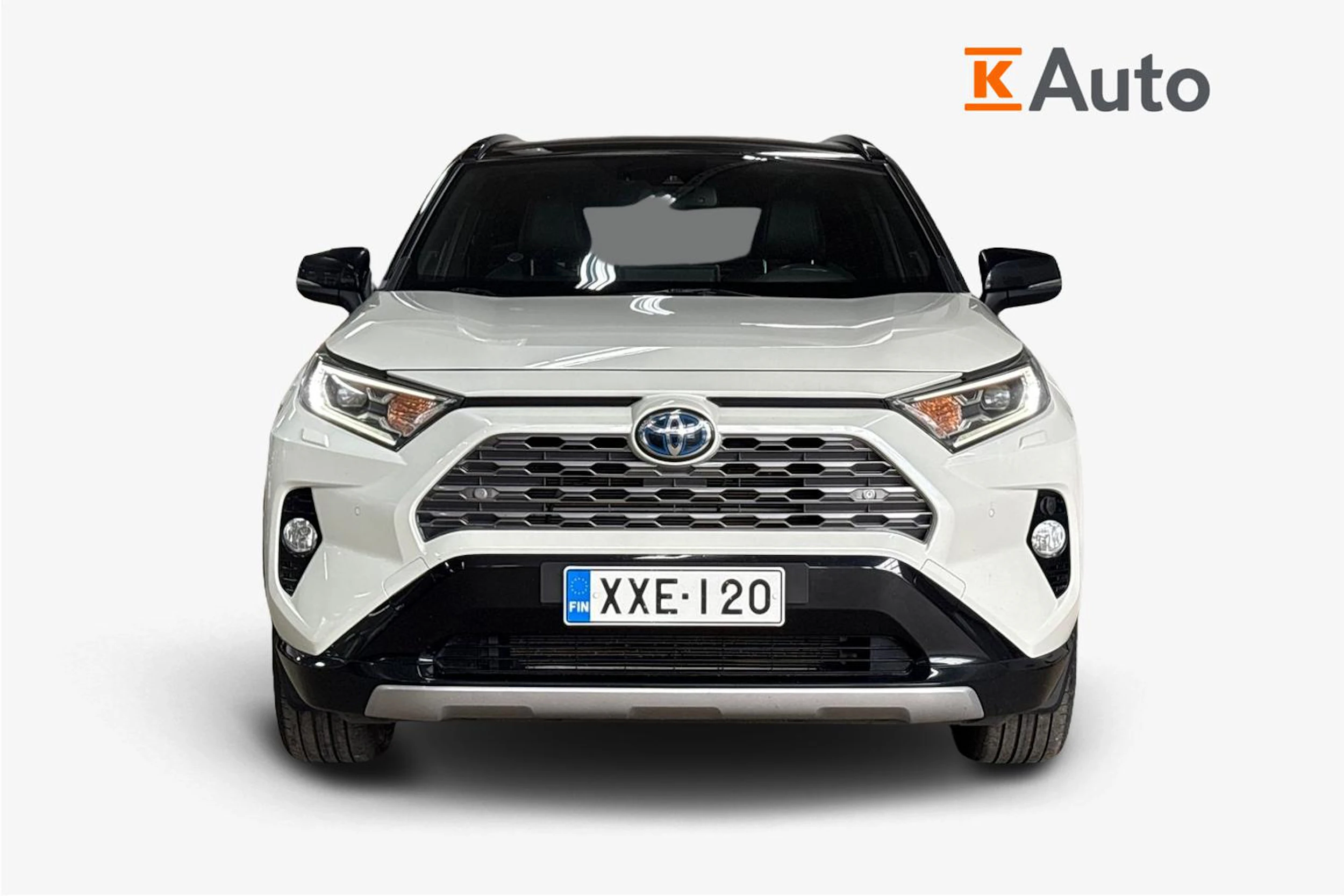 Valkoinen Toyota RAV4 2020 kuva 5.