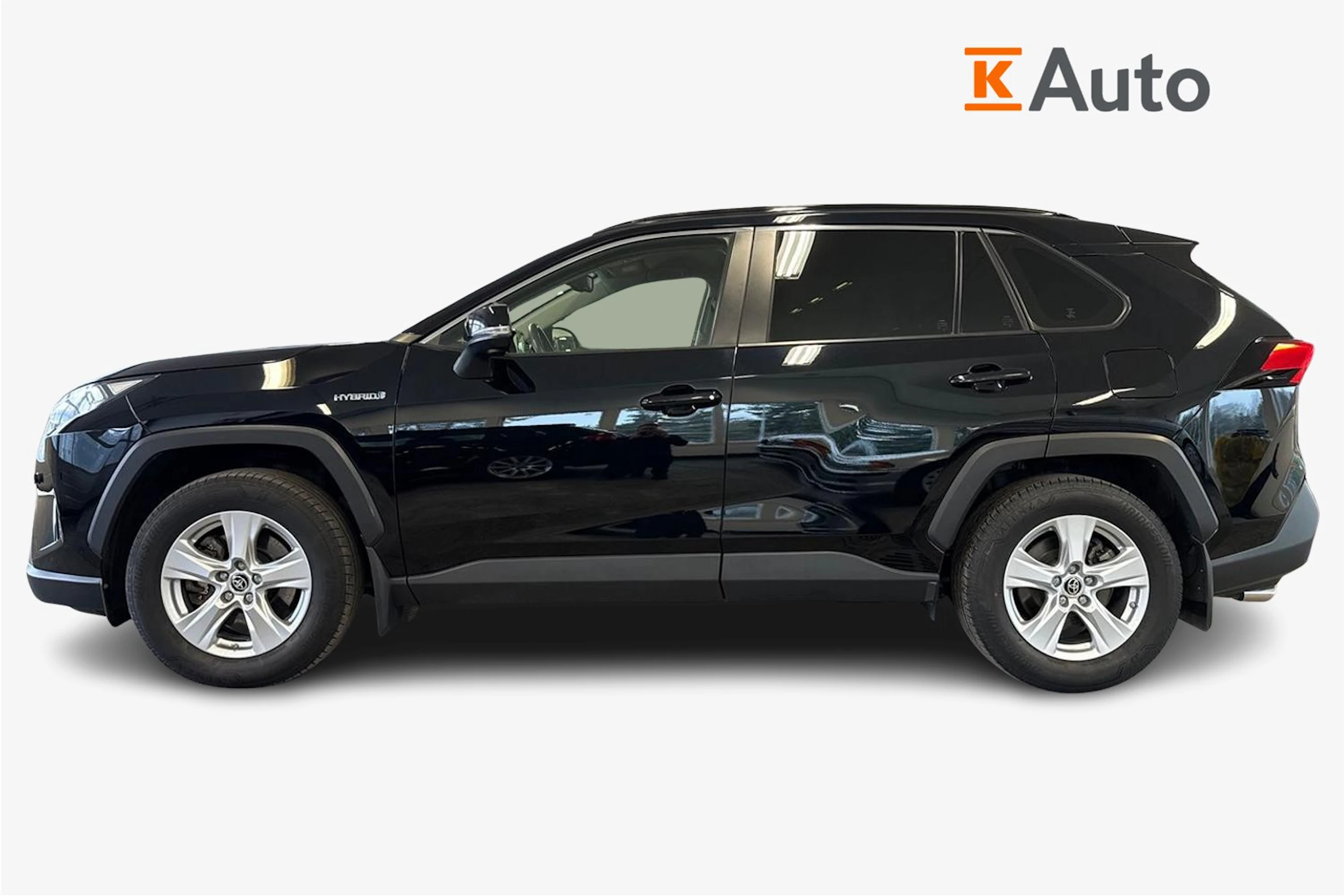 musta Toyota RAV4 2020 kuva 7.