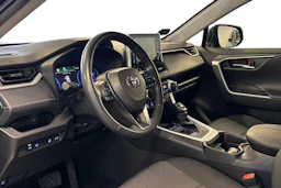 musta Toyota RAV4 2020 kuva 8.