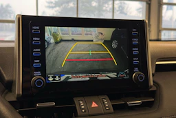 musta Toyota RAV4 2020 kuva 24.