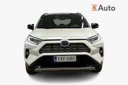 valkoinen Toyota RAV4 2020 kuva 4.