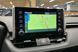 valkoinen Toyota RAV4 2020 kuva 20.