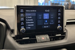 met. musta Toyota RAV4 2021 kuva 23.