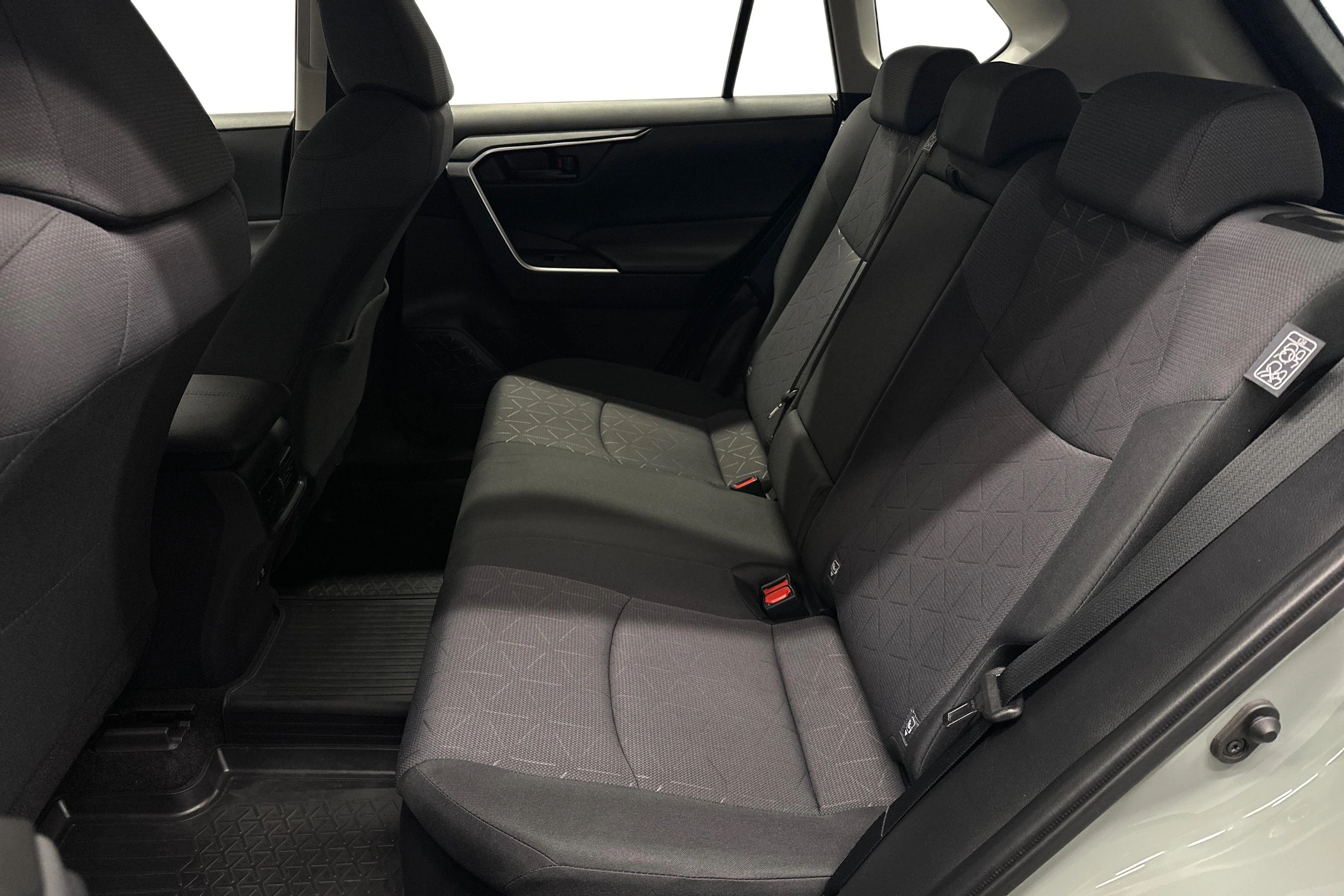 vihreä Toyota RAV4 2021 kuva 8.
