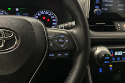 vihreä Toyota RAV4 2021 kuva 12.