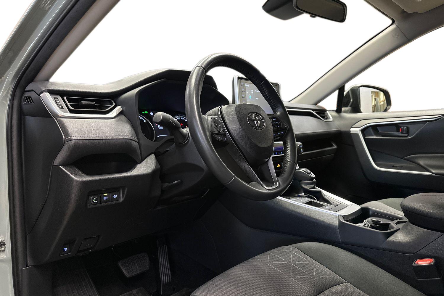 Toyota RAV4 2,5 Hybrid Active Edition 2021, photo 6/22
