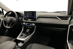 harmaa Toyota RAV4 2021 kuva 7.